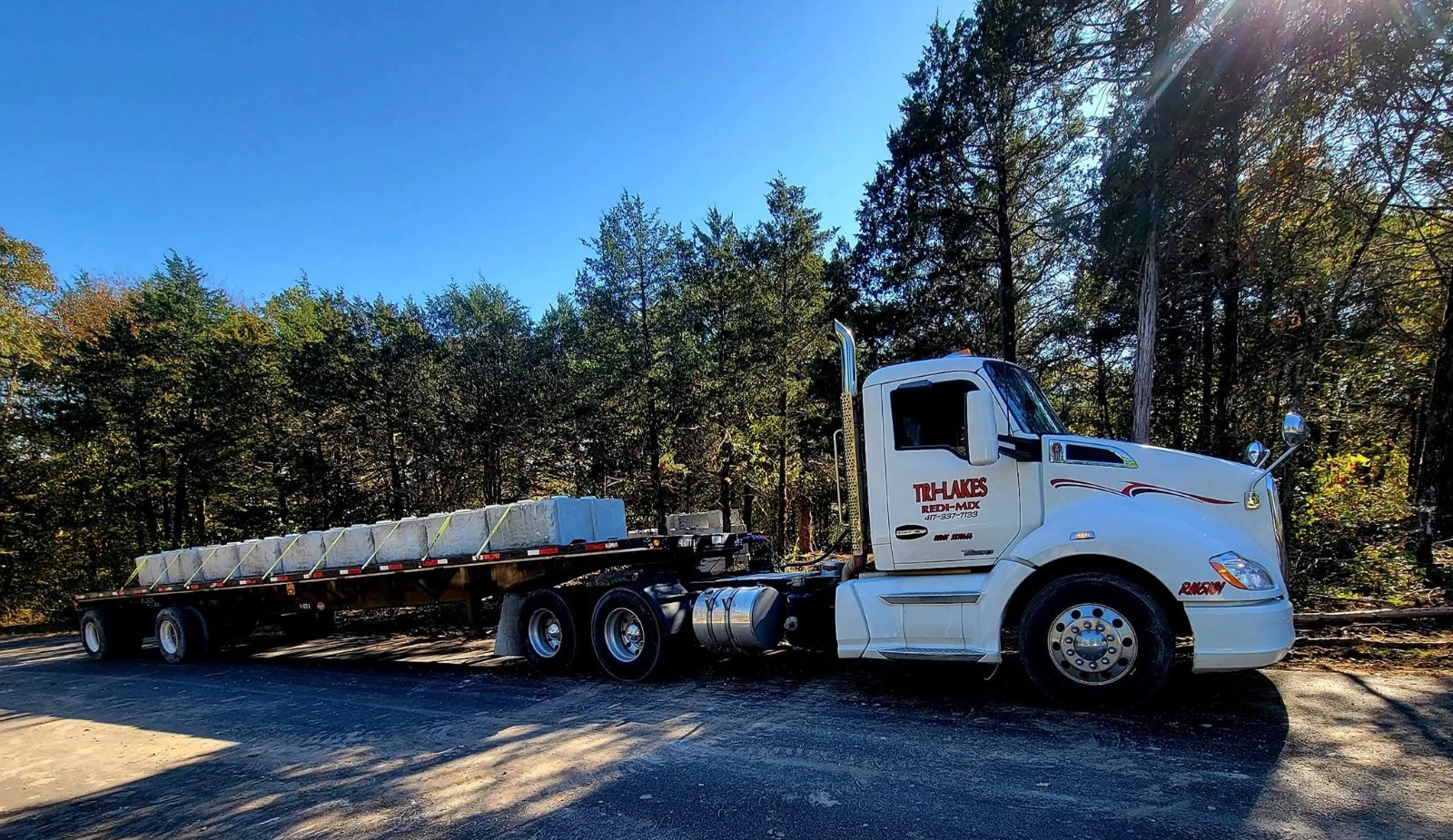 End dump unloading